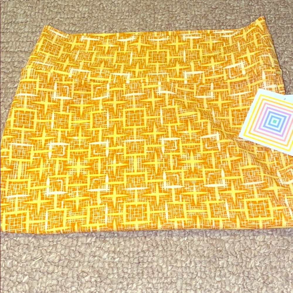 Lularoe Cassie brand new w/tags